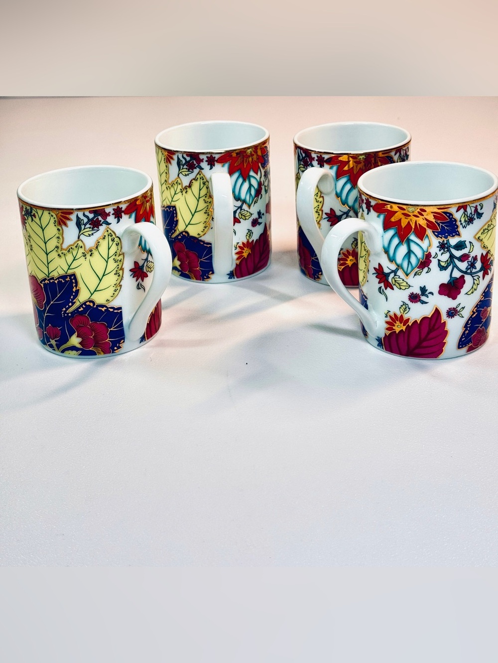 Imperial Leaf Mugs Set of 4 Tobacco Leaf Floral Gold Trim Porcelain